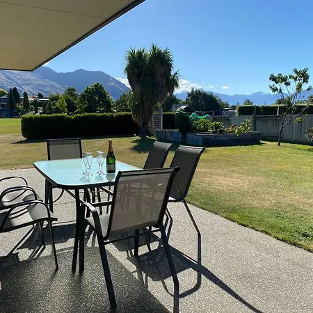 Lake Wanaka Retreat